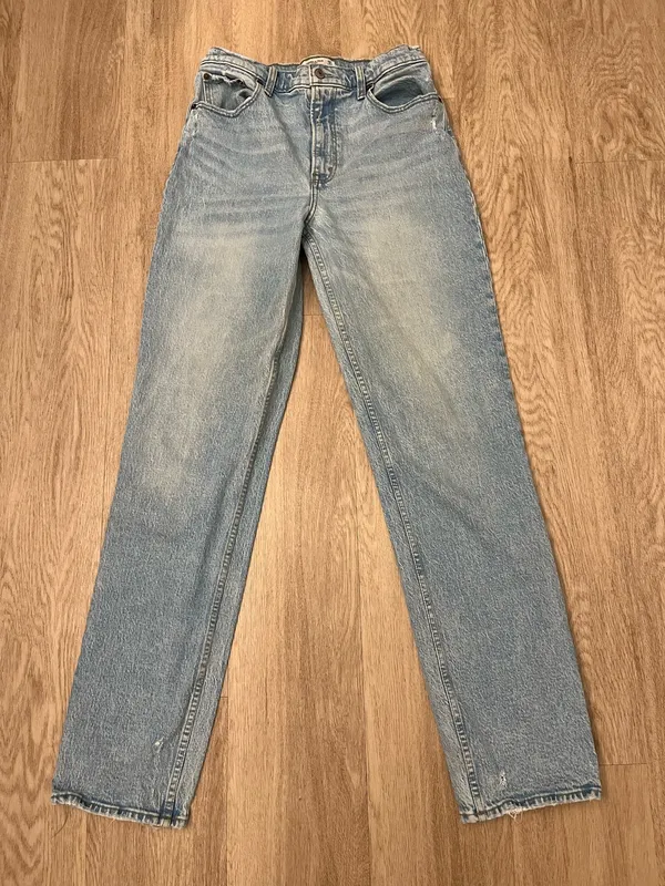 abercrombie & fitch jeans - Image 2