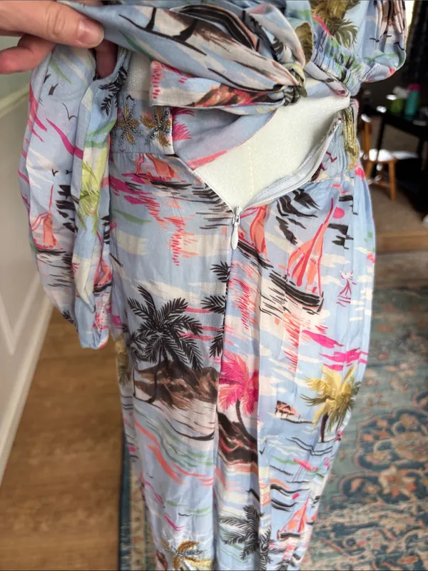 NWT TAJ by Sabrina Crippa Light Blue Tropical V-Neck Two-Piece Set Sz S Luxury - Image 11