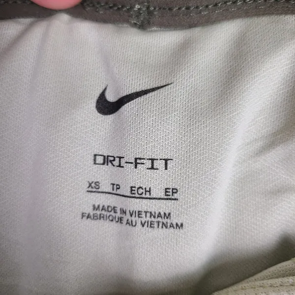 Nike Women's X-Small Dri-FIT‎ Tempo Luxe 5" Running Shorts CZ9576-371 $40 NEW - Image 4