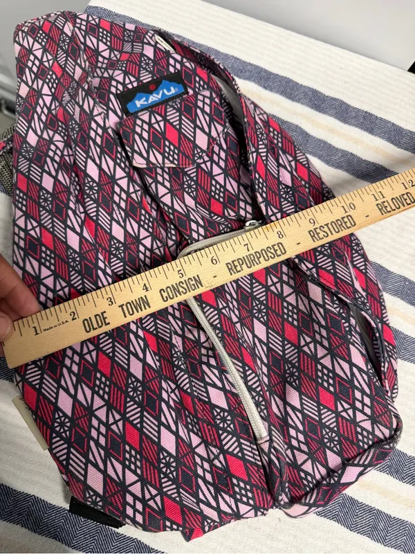 KAVU Rope Sling Backpack Pink Black Geometric Crossbody Travel Hiking Bag - Image 13