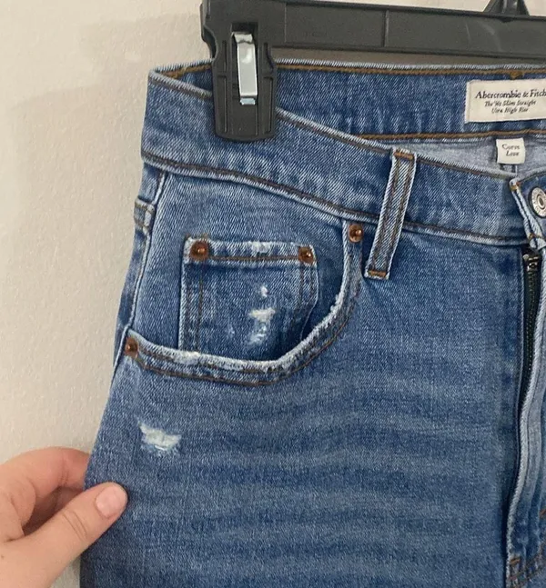 Abercrombie & Fitch the ‘90s slim straight ultra high rise distressed jeans 30 - Image 8