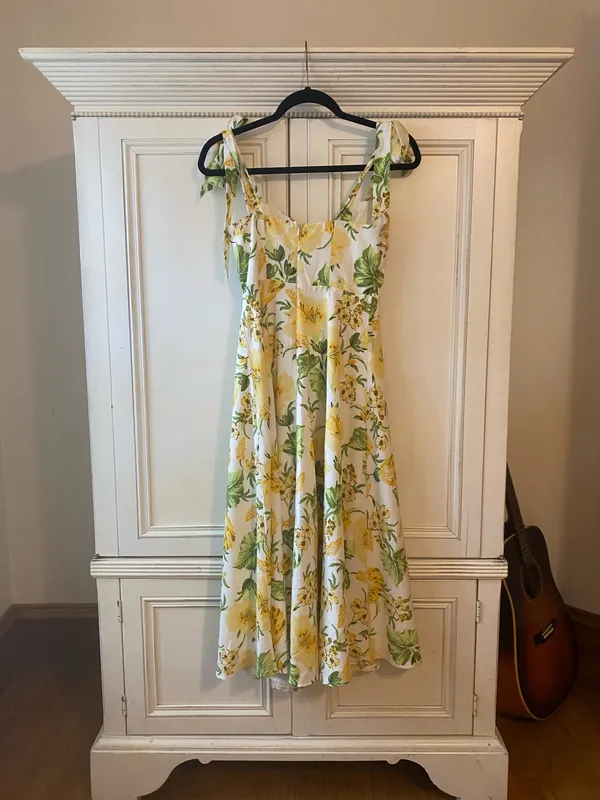 Selfie Leslie Dress - Image 2
