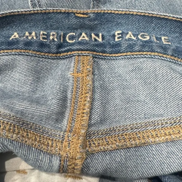 American Eagle Mom Blue Distressed Jeans Women’s 8 - Image 3