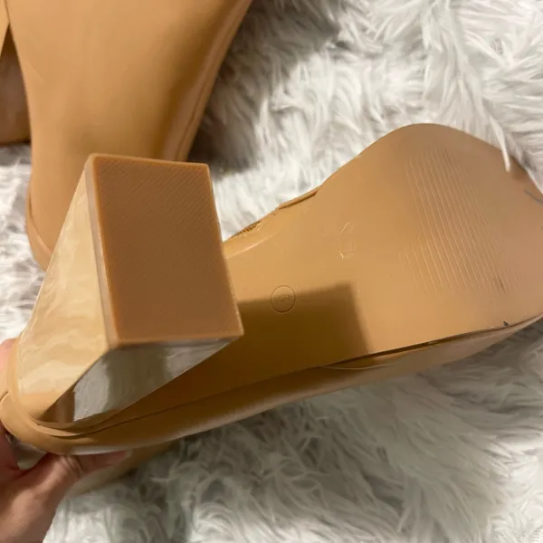 Gorgeous Elegant Tan nude chunky 90s faux leather Ankle Boots - Image 4