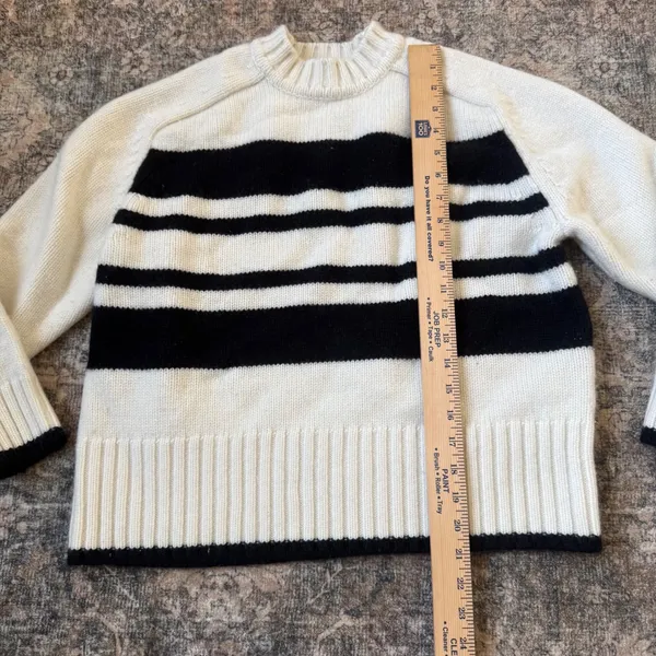 $298 Solid & Striped The Rhea Wool Cashmere Crewneck Sweater Ivory Black XS - Image 6