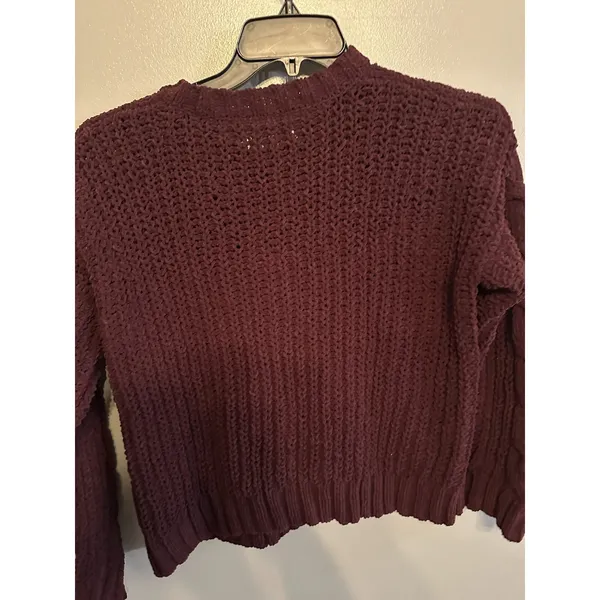 Aeropostale Burgundy Cable Knit Chunky Sweater Women's Size‎ S - Image 4