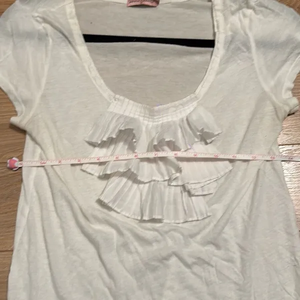 Juicy couture white ruffle top size medium Vintage! Has small pin hole‎ in the - Image 6
