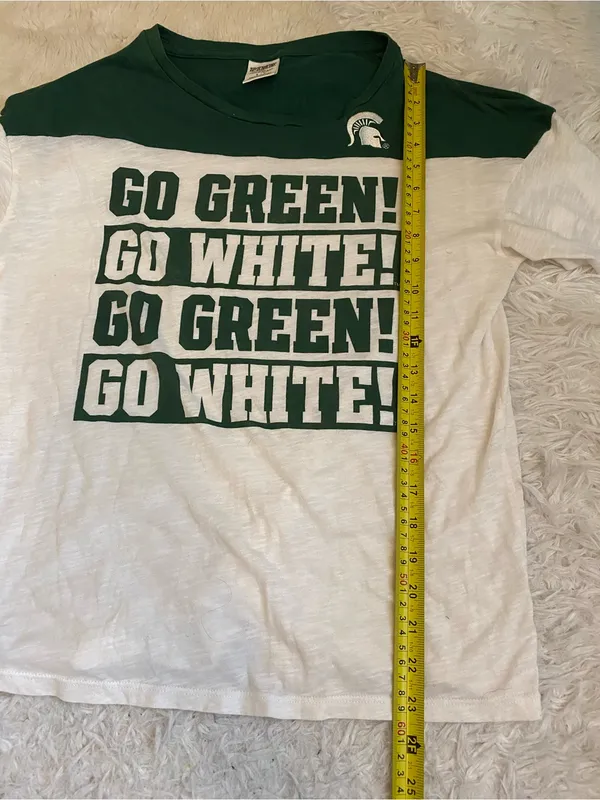 Victoria’s Secret PINK green white MSU Michigan State Spartans t-shirt tee small - Image 5