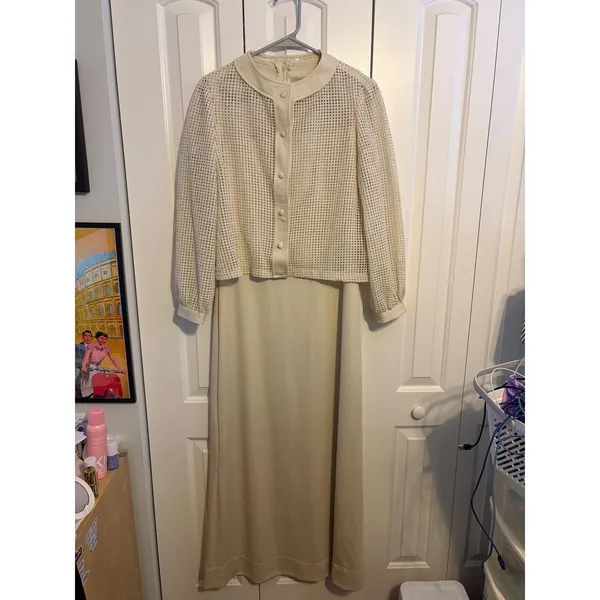 Vintage Cream Gold Metallic Mesh‎ 2 Piece Maxi Dress and Cropped Jacket Set - Image 5