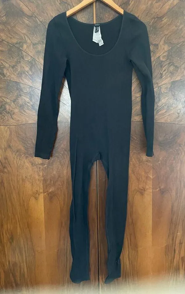 FOREVER 21 Ribbed Seamless Jumpsuit in Black S M Small Medium - Image 3