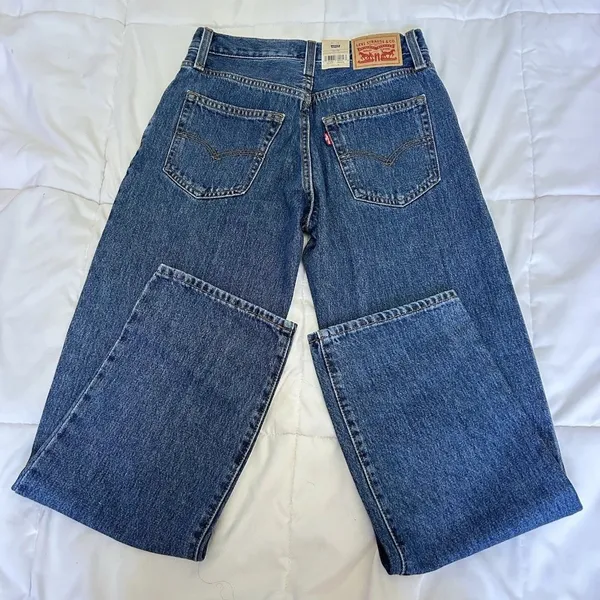 NWT Levi's '94 Baggy Mid Rise Straight Leg Jeans Size 25x31 Loose Hip & Thigh - Image 6
