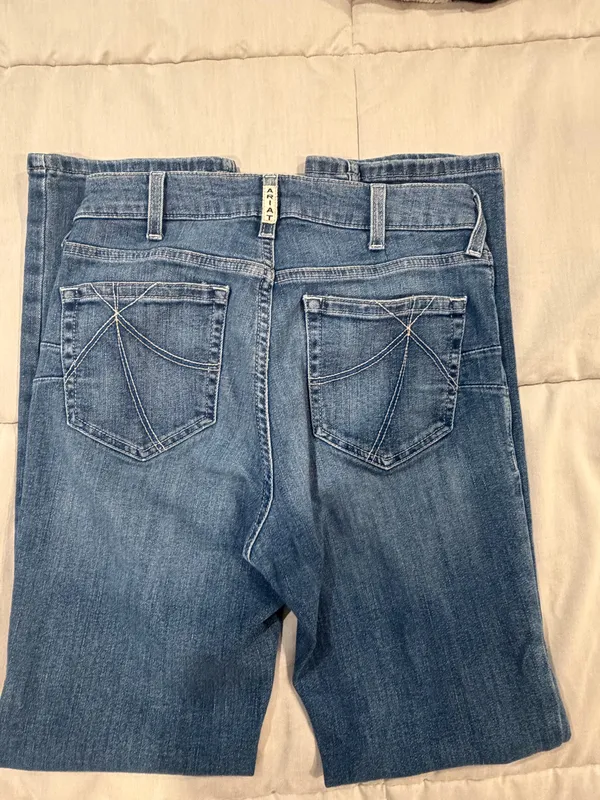 Ariat High Rise Striaght Jeans - Image 2