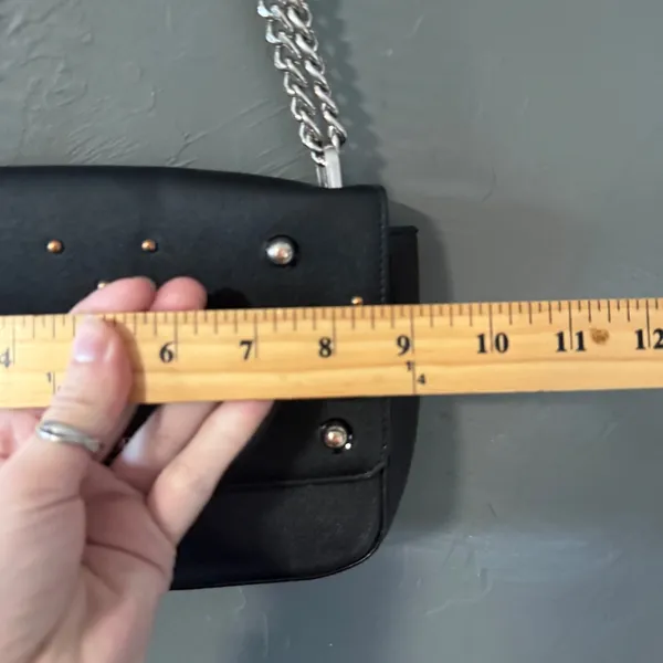 Victorias Secret‎ Black Studded Faux Leather Crossbody Chain Shoulder Bag Going - Image 4