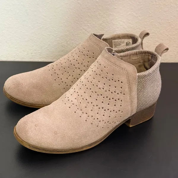 TOMS Suede Leather Ankle Boots Low Block Heel Western BOHO Booties Size 7.5 Deia - Image 11