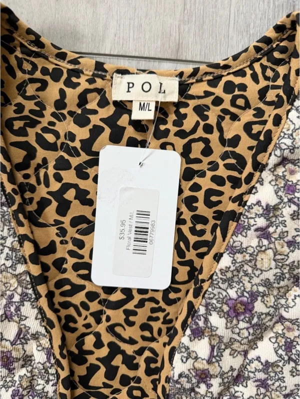 NWT POL Ditsy Floral Electric Grandpa Corduroy Quilt Cheetah Vest medium/large - Image 9