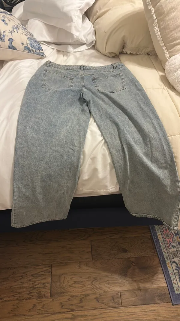 Edikted Jeans Low-Rise - Image 3