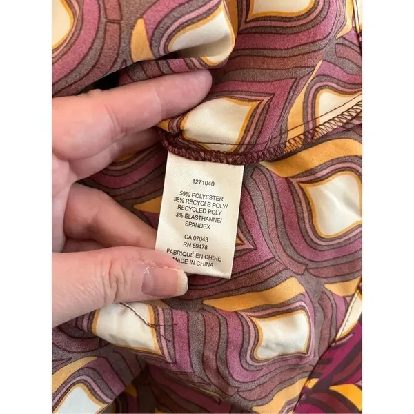 NWT Cupcakes & Cashmere Geo Print Faux Wrap Blouse Long Sleeve S - Image 3