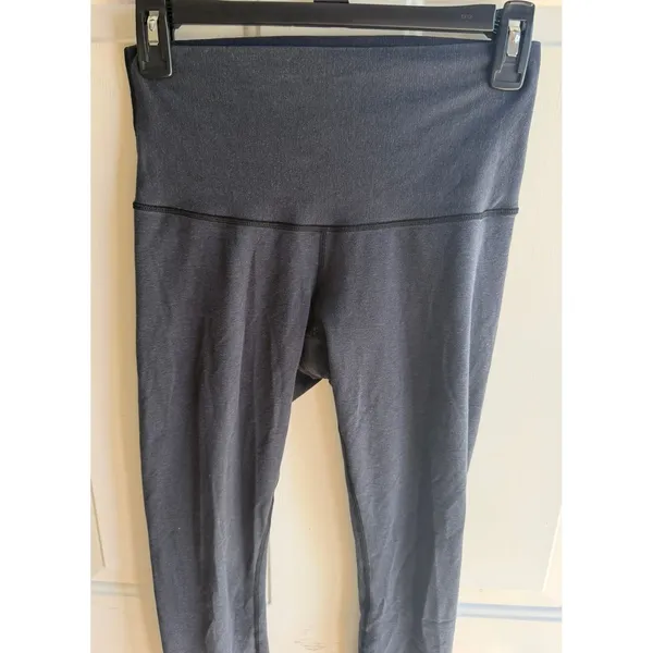 Lululemon Women's Wunder Under Hi-Rise‎ Grey Black Trim Tights Sz 8 - Image 3