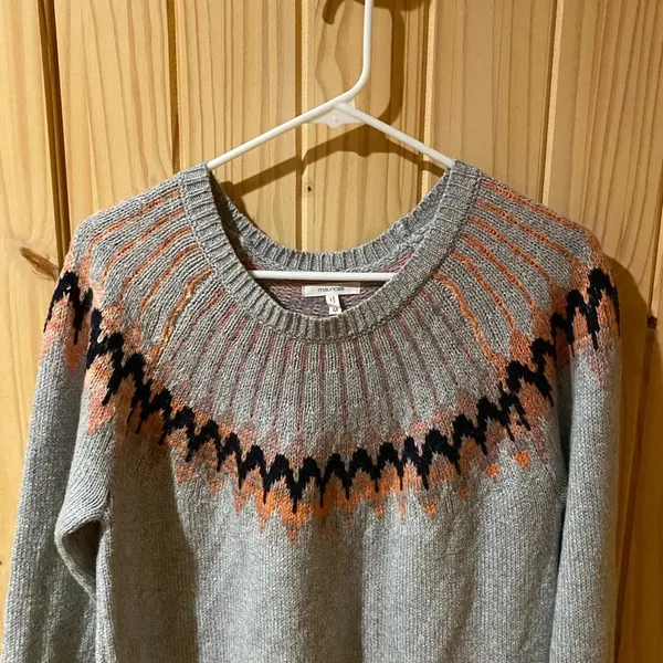 Maurices gray sweater size medium - Image 2