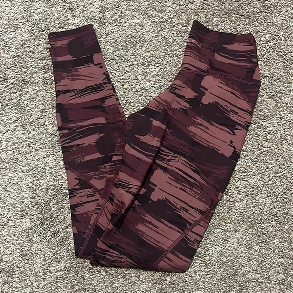 Alphalete Surface Power Pink/Purple Camo‎ Leggings Small - Image 8