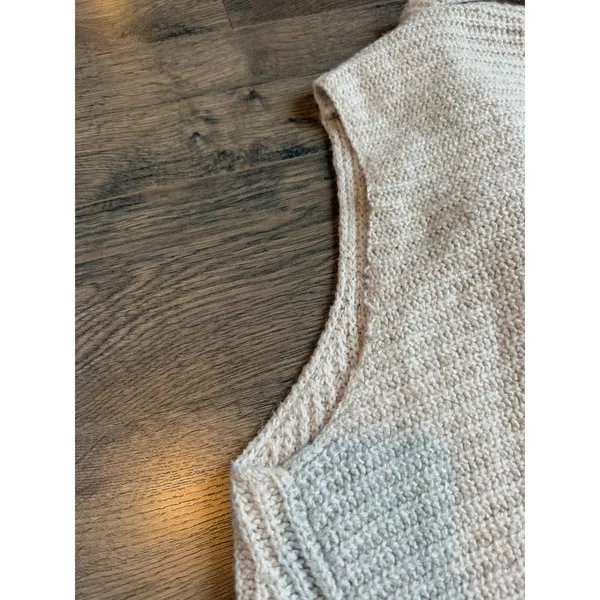 Womens LOFT sleeveless sweater draped vest oatmeal knit shawl cozy size M/L‎ - Image 5