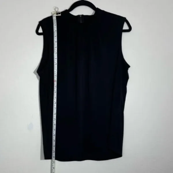 Roz & Ali Black Sleeveless High Neck Blouse Size Large - Image 2