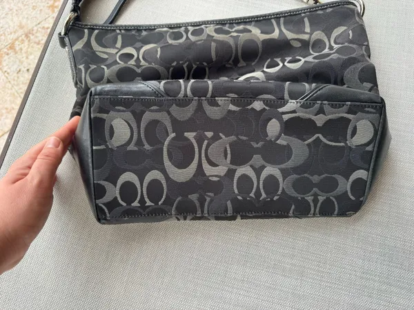 Coach Black Grey Shoulder Bag - Image 4