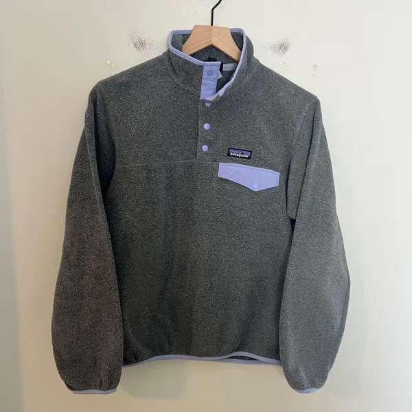 PATAGONIA- Lightweight Synchilla Snap-T Fleece Pullover Nickel and Purple Size S - Image 2