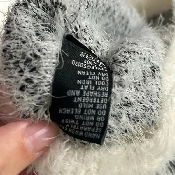 New cozy xs sweater cliche brand fuzzy‎ soft comfortable pattern sweater winter - Image 8