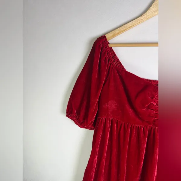 Modcloth Women’s Red Velvet Mini Dress Smocked Puff Sleeve Coquette NWT L - Image 4