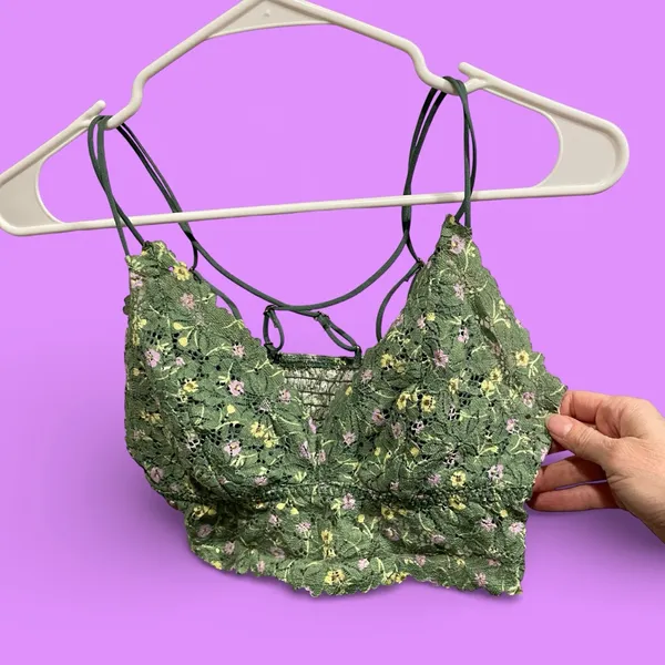 Cute avocado lace floral stretchy coquette bralette Pink Victoria’s Secret Large - Image 3