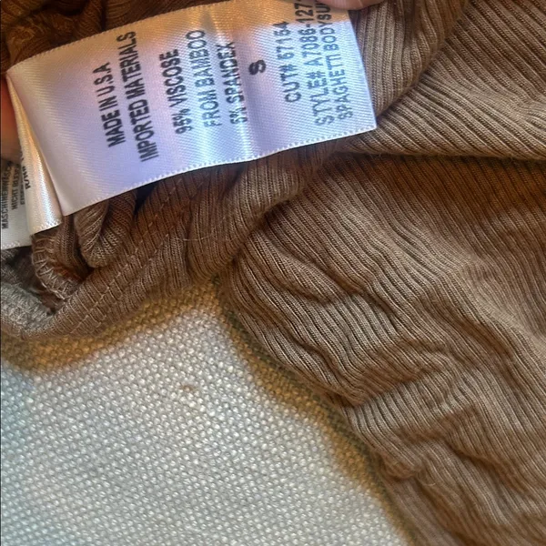 Agolde Brown Ribbed V-Neck Spaghetti Bodysuit Size Small - Image 7