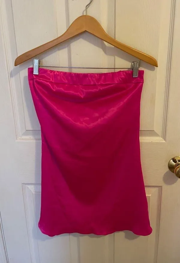 Strapless satin hot pink Dress - Image 5