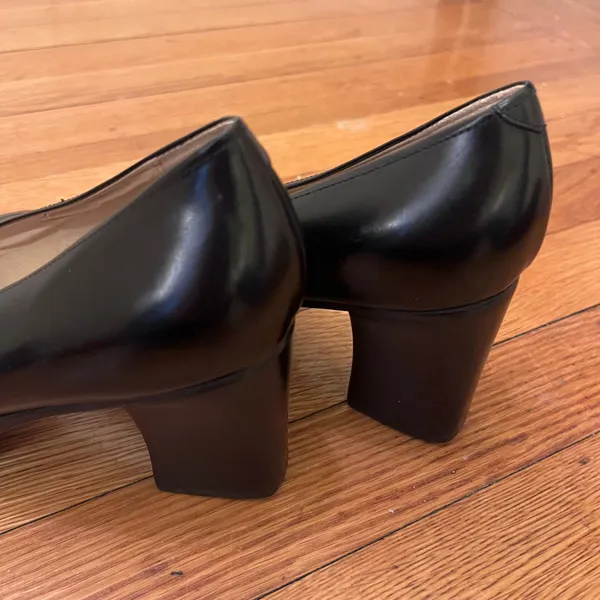 Jacqueline Ferrar Vintage Black Leather Block Heel Pumps Square Toe Shoes 8.5M - Image 6