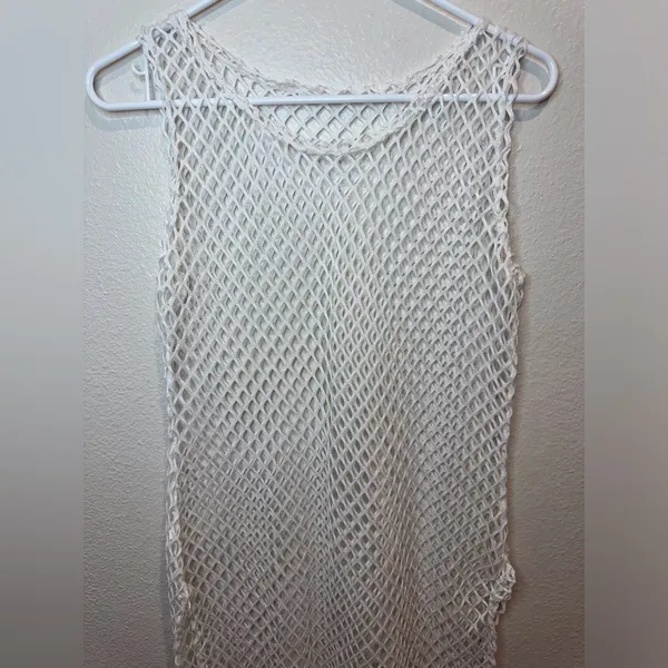 SHEIN Women’s White Fishnet‎ Sleeveless Cover-Up Size S/M - Image 3