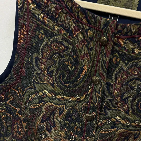 Vintage Spirits in the Pine Women's Tapestry Boho Paisley Button Vest‎ Large - Image 6