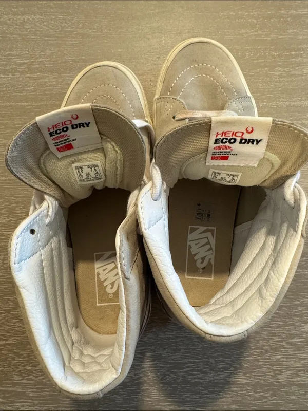 Vans - 7.5, High-Top Sneakers in Light Gray and White - Image 5