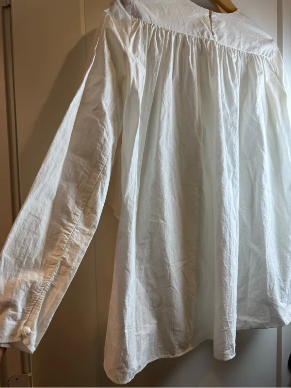 Zara Trafaluc White Cotton Ruffle Long‎ Sleeve Blouse Size Small - Image 5
