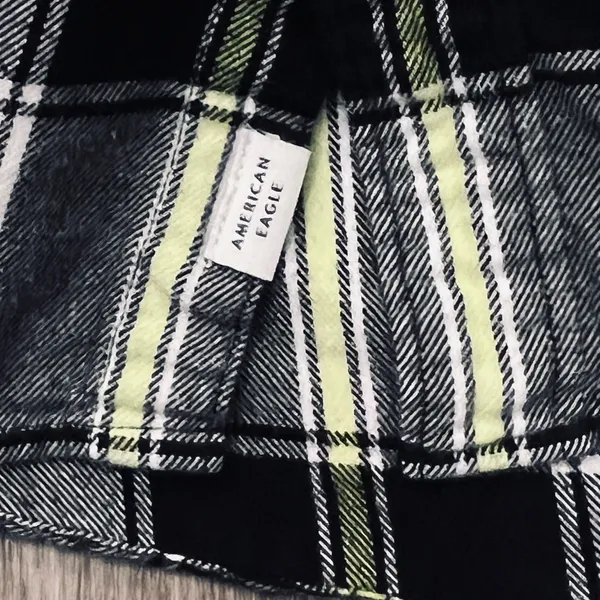 American Eagle Men’s Classic Fit Button Down Plaid Flannel Shirt Large - Image 8