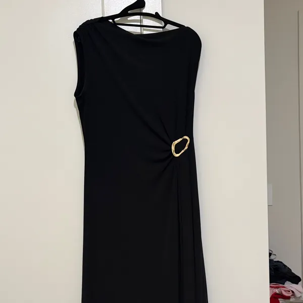 Midi Black Cocktail Elegant Black One-Shoulder Evening Dress with Gold Accent - Image 2