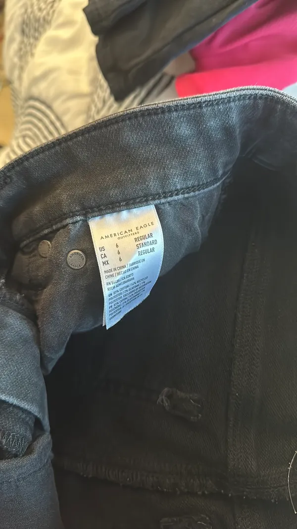 American Eagle Outfitters Stretch Jeans - Image 3
