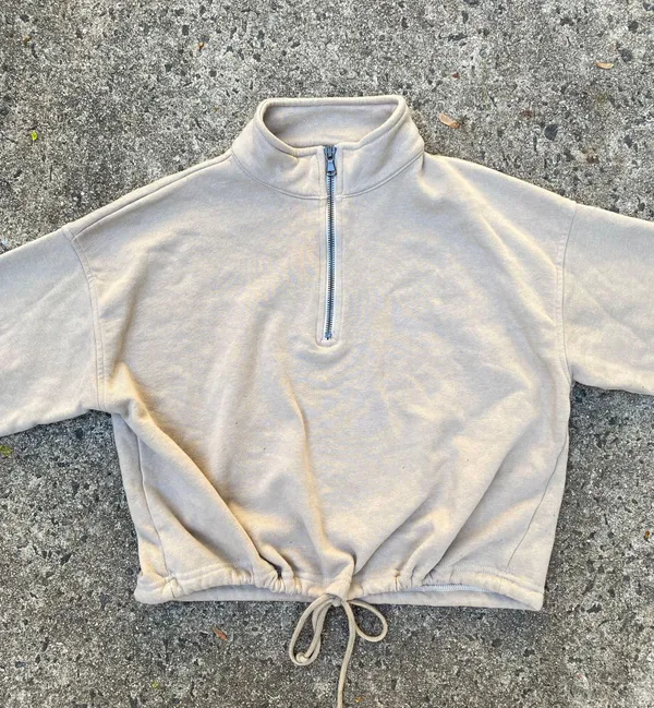American Eagle Outfitters Cropped Pullover - Image 2