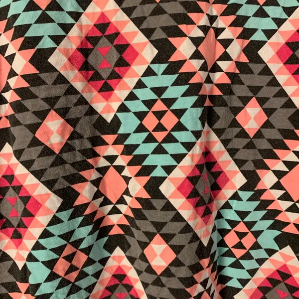 No Boundaries Geometric Print Stretch Tank Top - Image 3