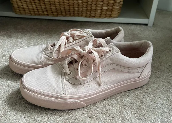 Light Pink - Image 2