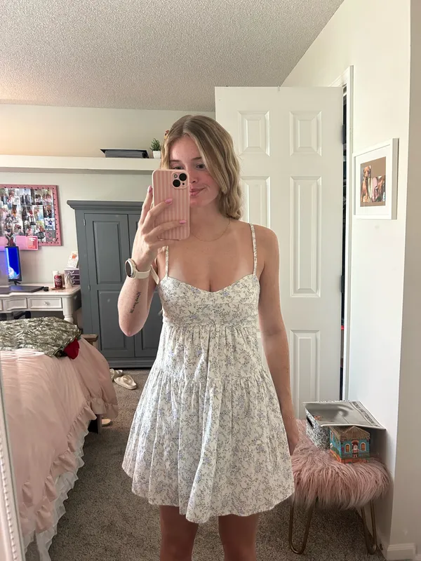 Floral Dress Boutique - Image 4