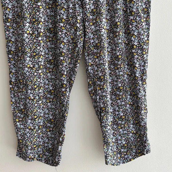 LOFT Paperbag Waist Cropped Flowy Floral Print Pants, Black/Multi, Size Large - Image 4