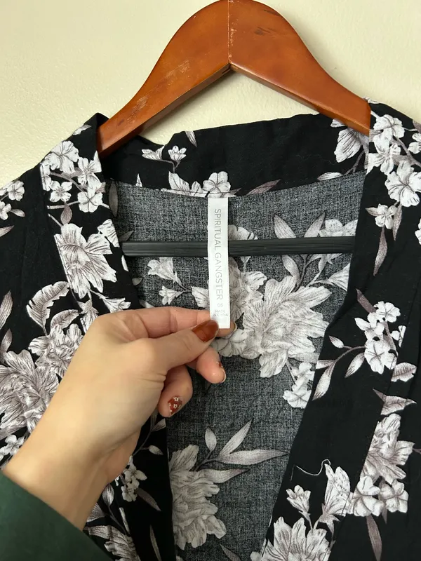Spiritual Gangster black and white floral kimono - Image 5