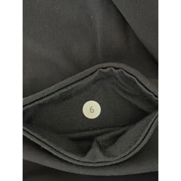 Lululemon Black Performance Yoga Leggings Size 6 Full Length Slim Fit - Image 4