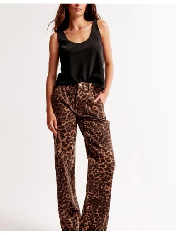 Abercrombie The Baggy Low Rise Curve Love Leopard Jeans Sz 26 - Image 3