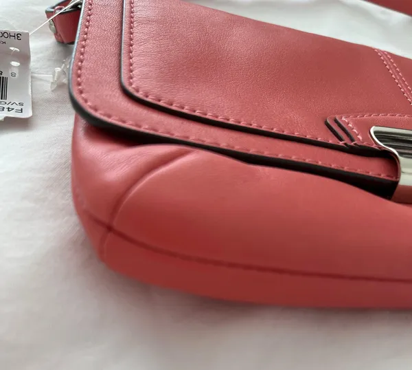 Coach Mini Purse/ Wallet - Image 7